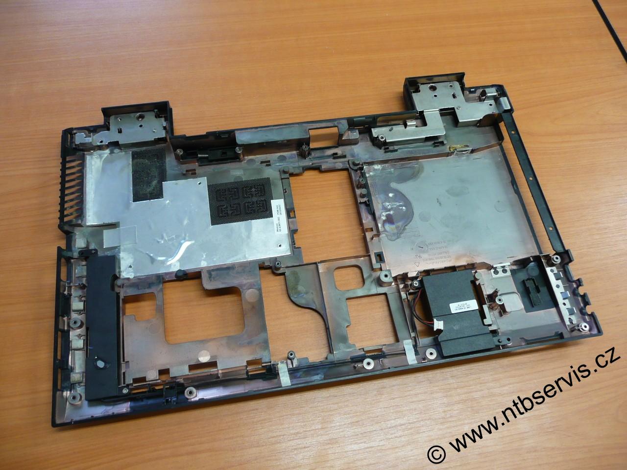 Spodní díl šasí Lenovo IdeaPad B560