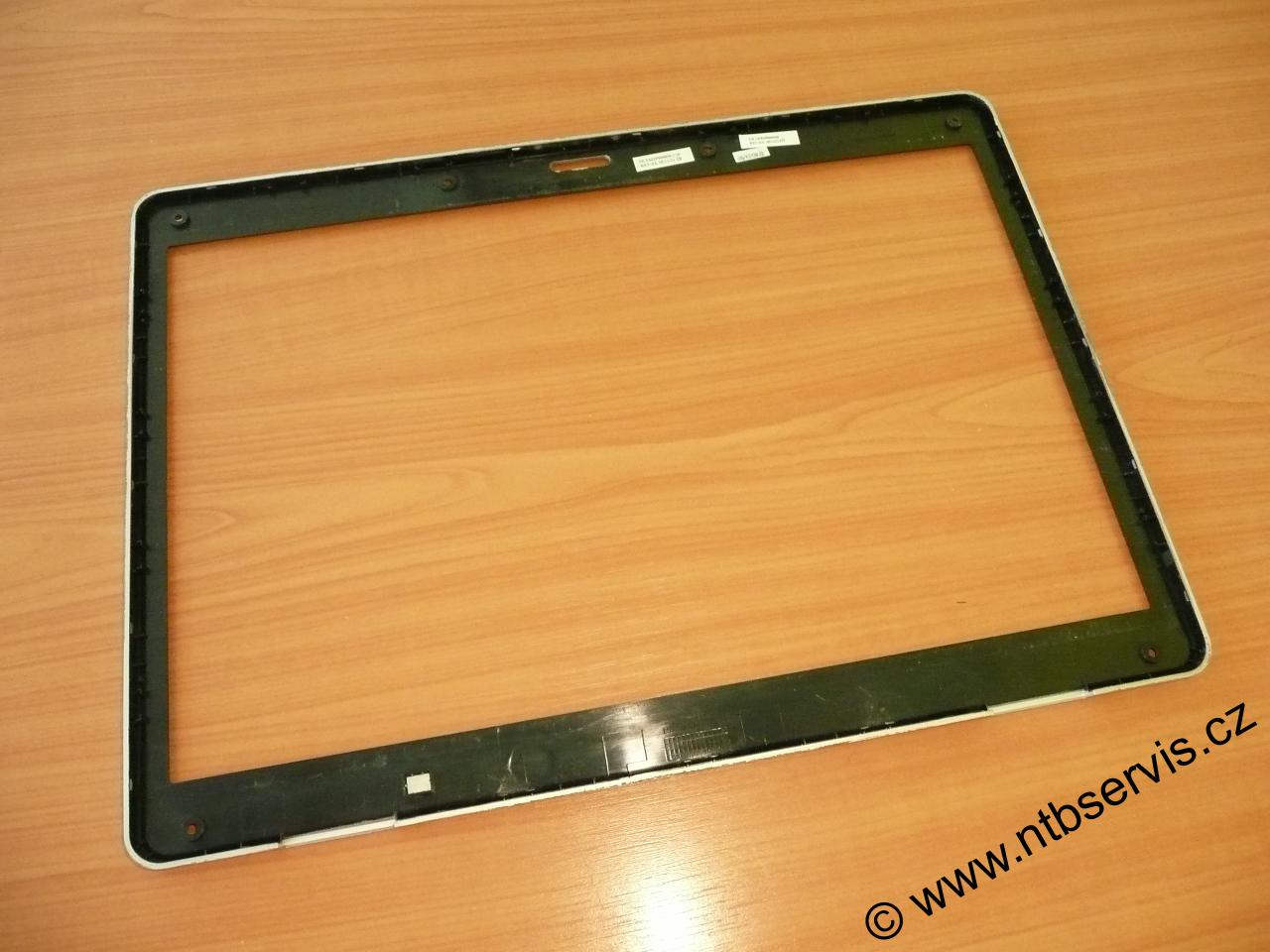Rámeček kolem LCD pro Compaq Presario V5000