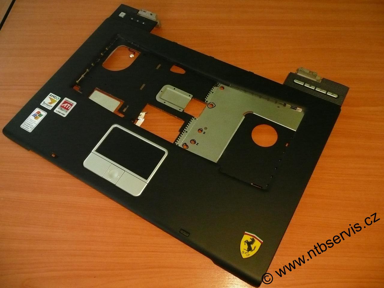 Plast kolem klávesnice Acer Ferrari 4000