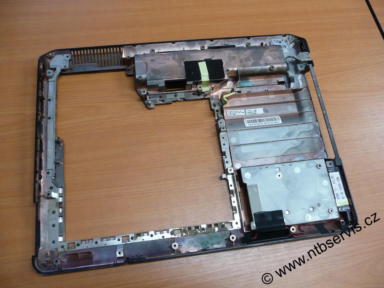 Spodní díl šasí, kryt Asus N50V