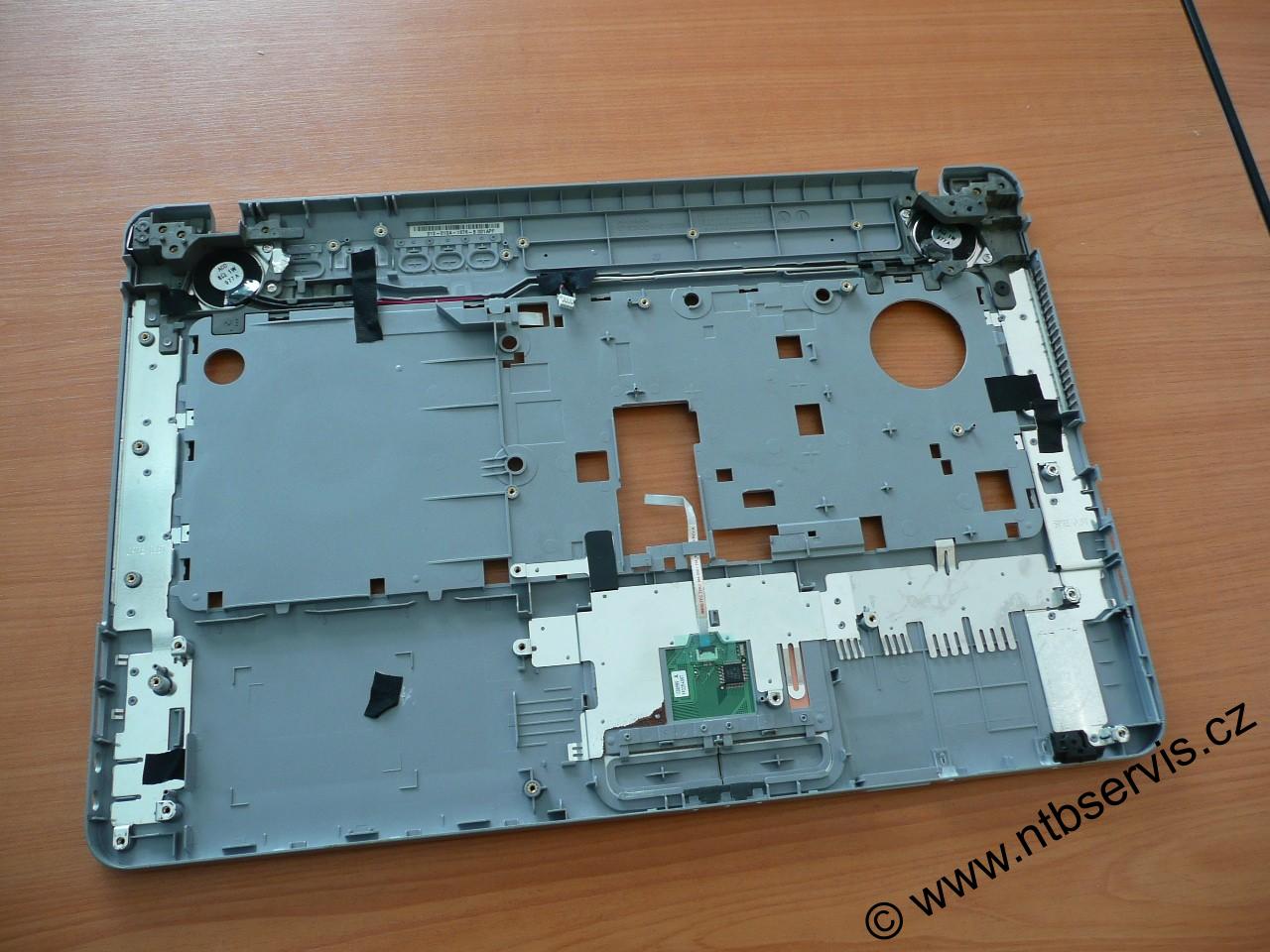 Plast kolem klávesnice Sony Vaio VGN-NW11S, NW11