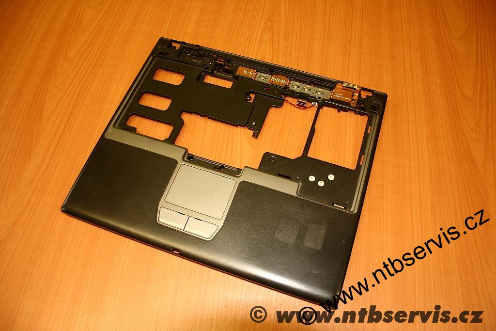 Plast kolem klávesnice Dell Latitude D410