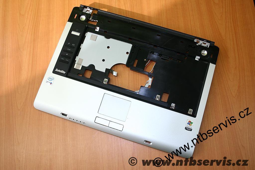 Plast kolem klávesnice Toshiba A100